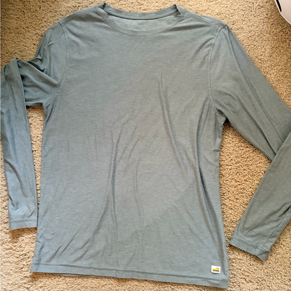 Vuori Men's, Blue Slate Long Sleeve Tee, Strato Tech Tee, Medium